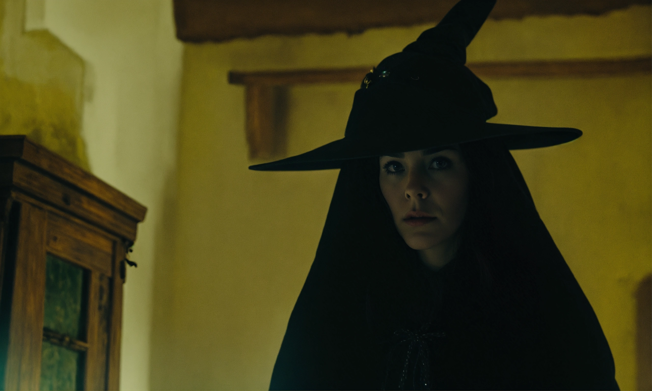 You are currently viewing The Witch’s Curse: A House of Shadows